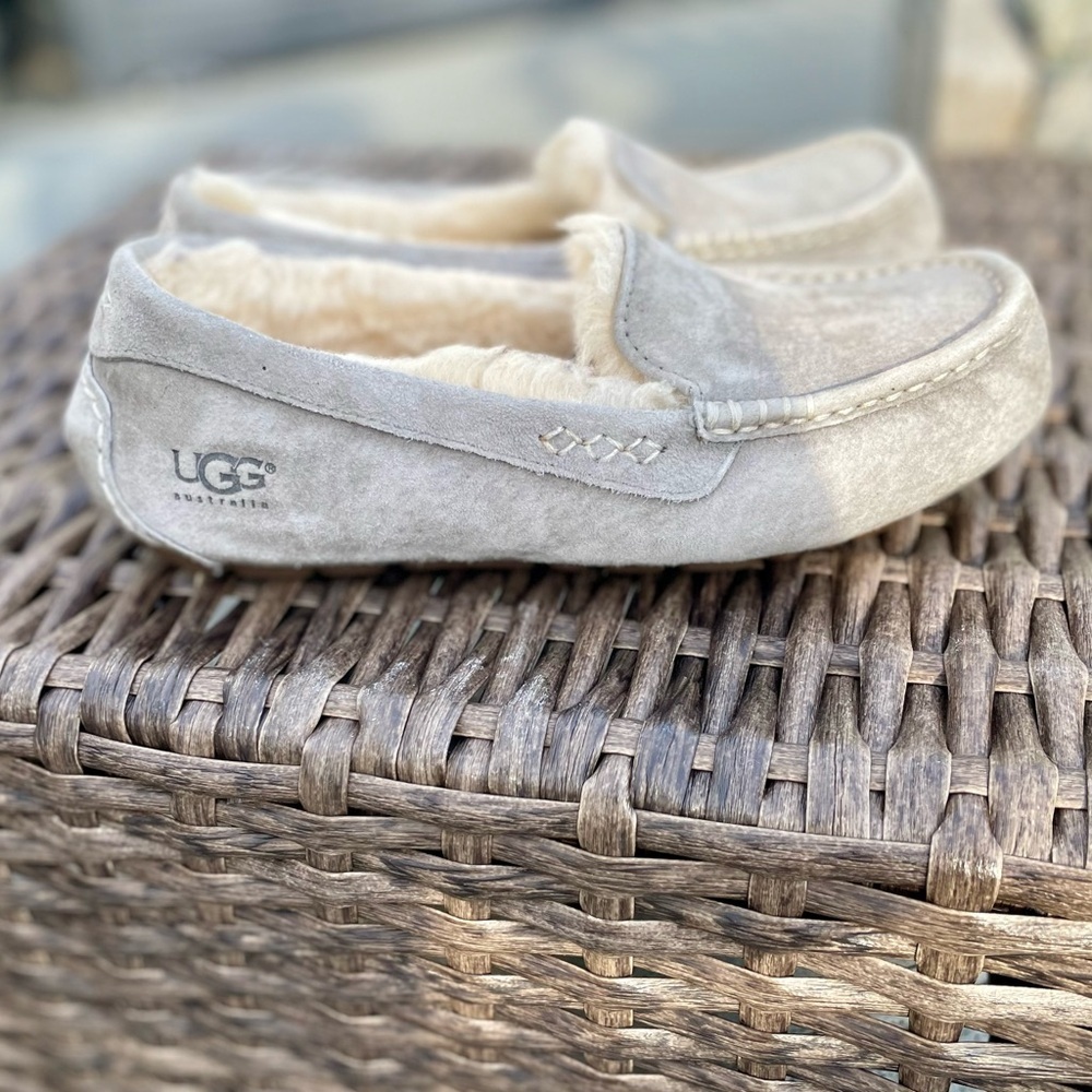 UGG Gray “Ansley” Water Resistant Slipper - Picture 5 of 10